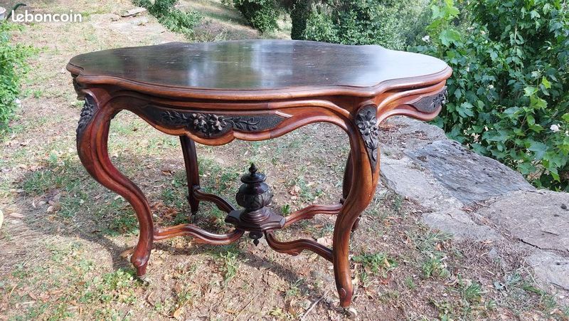 Relooker table ancienne en noir, Istres, Rénovation de meubles