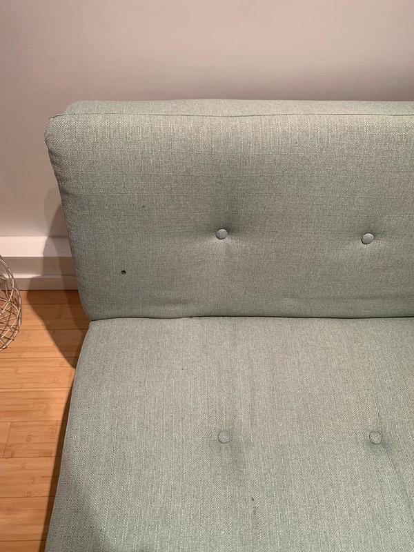 Recoudre un petit trou de cigarette sur un canapé, Paris 09, Autre couture retouche, proposez